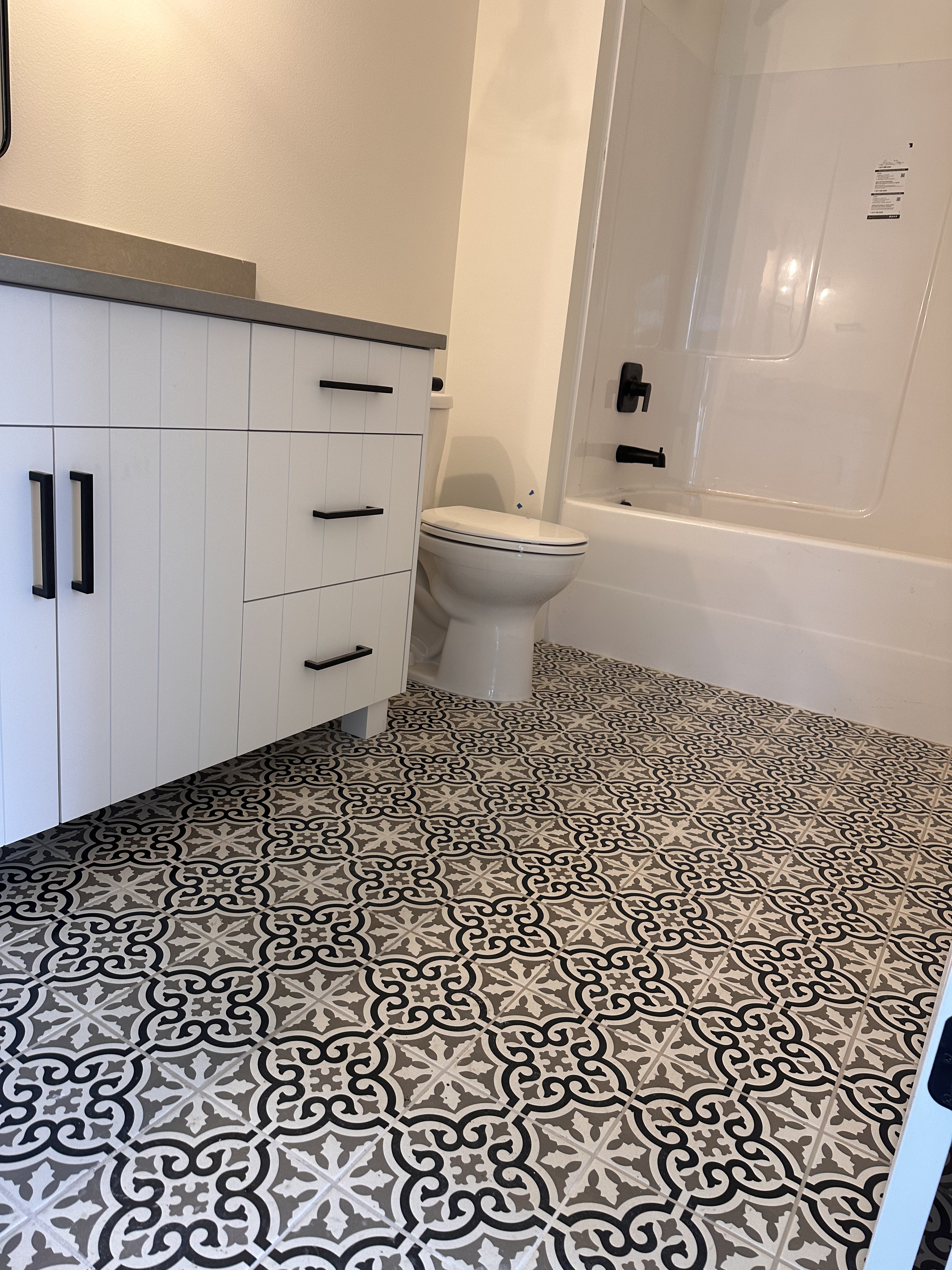 Salem, Oregon - New Construction Tile Installation - Photo 2