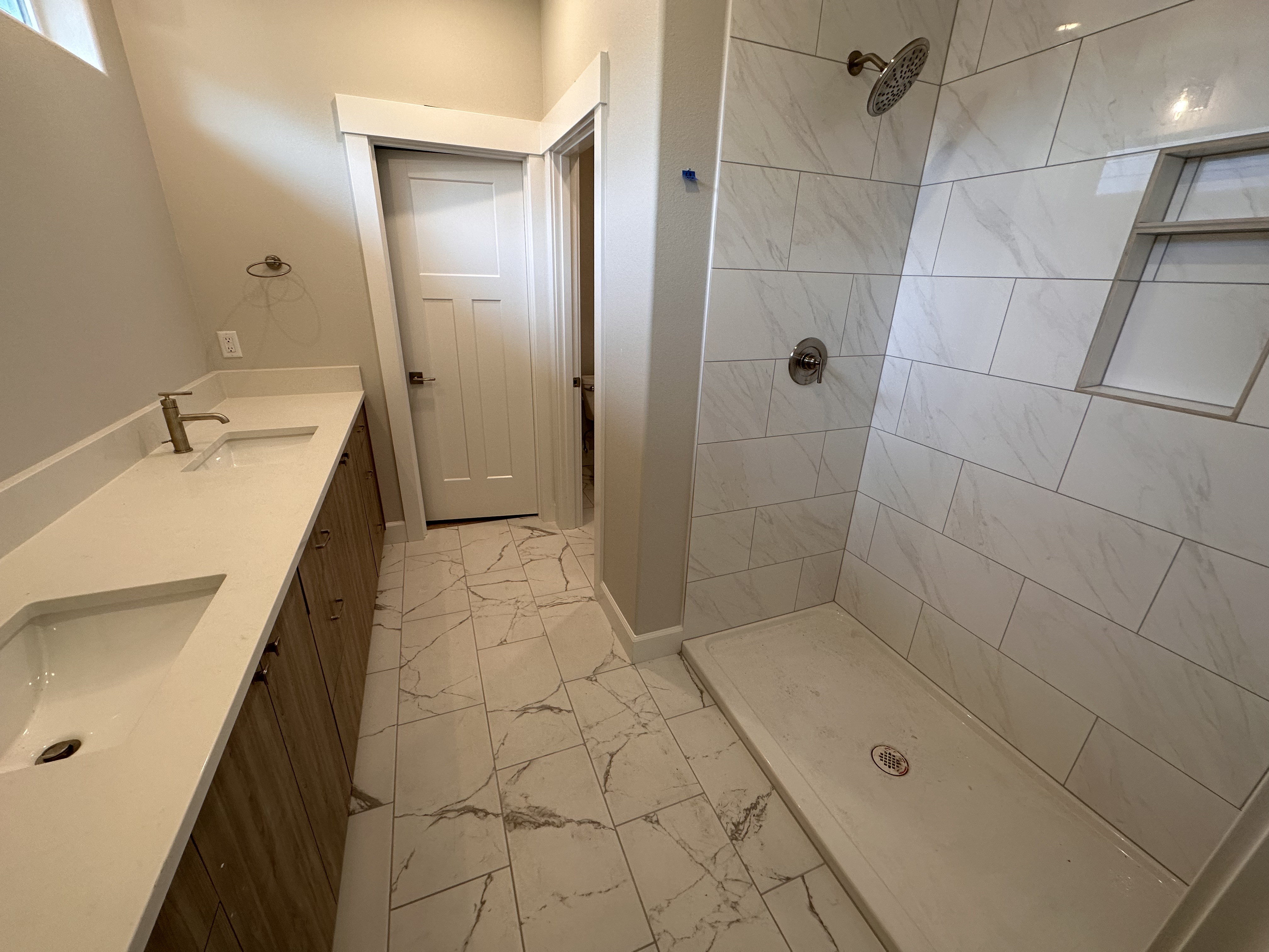 Salem, Oregon - New Construction Tile Installation - Photo 4