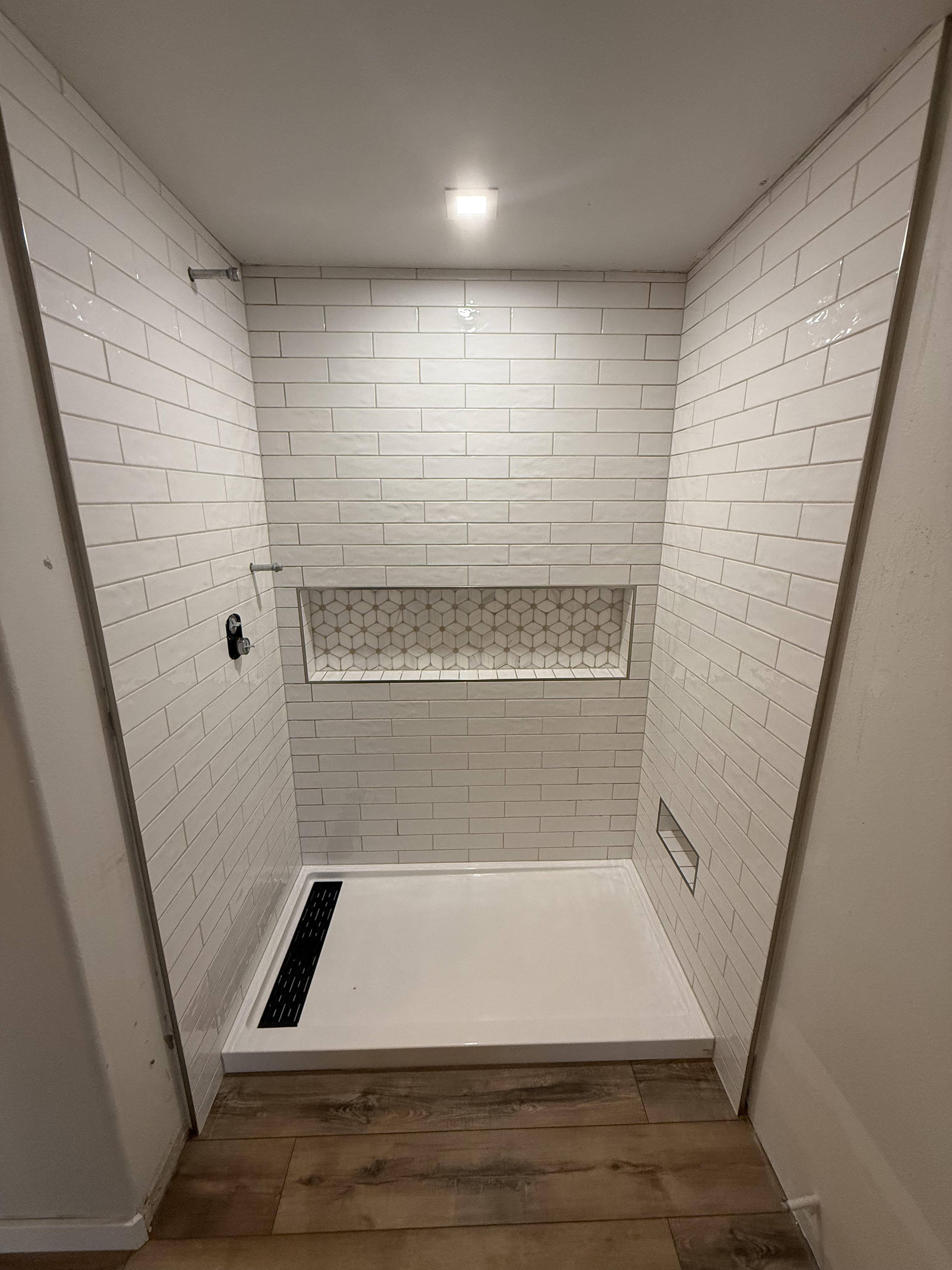 Cottage Grove, Oregon - Complete Shower Remodel - Photo 1